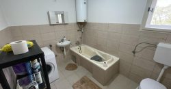 Kuća 76 m2 i placa 1781 m2 – Prijakovci