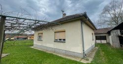 Kuća 76 m2 i placa 1781 m2 – Prijakovci