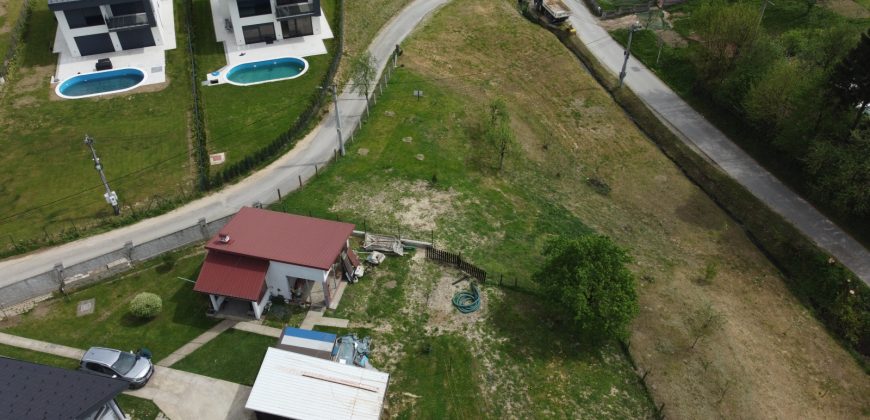Zemljište 712 m2 – Tunjice