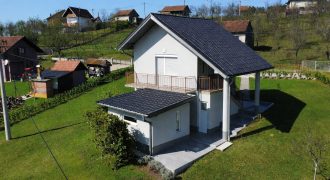 Vikend kuća 80 m2 i zemljišta 2738 m2 – Bistrica
