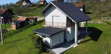 Vikend kuća 80 m2 i zemljišta 2738 m2 – Bistrica