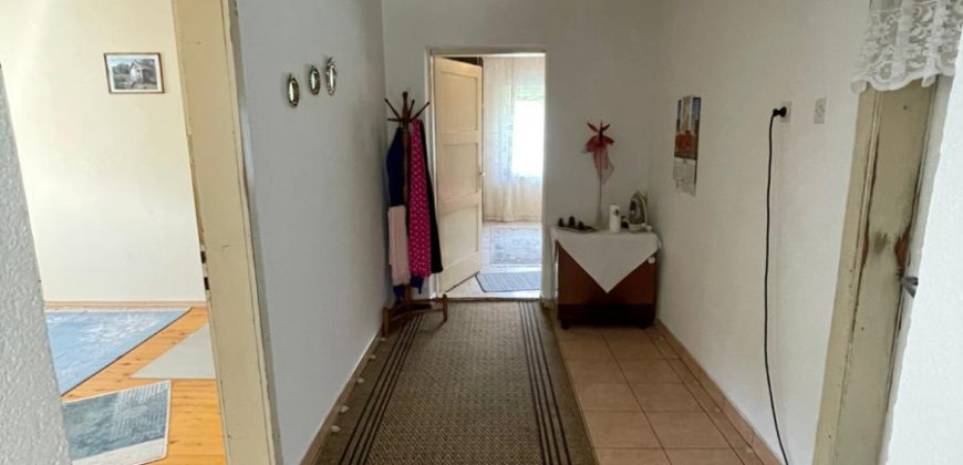 Kuća 85 m2 i placa 1831 m2 – Laktaši