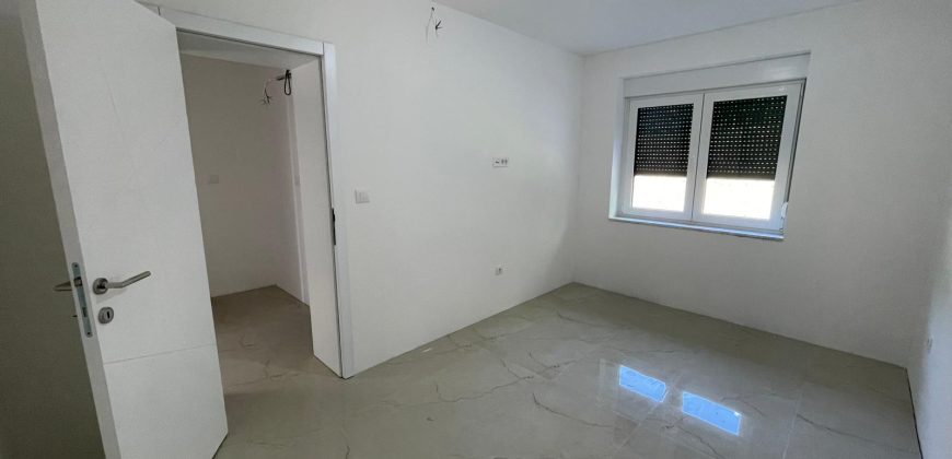 Poslovni prostor 50 m2 – Zapadni tranzit