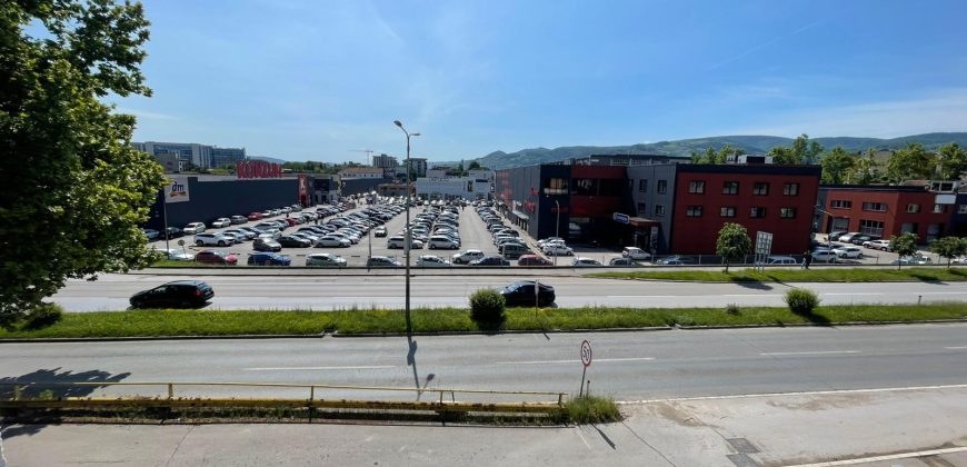 Poslovni prostor 50 m2 – Zapadni tranzit