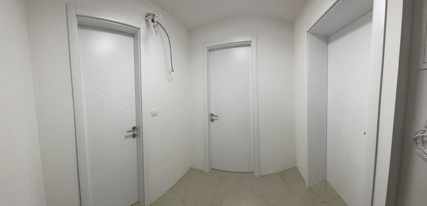 Poslovni prostor 50 m2 – Zapadni tranzit