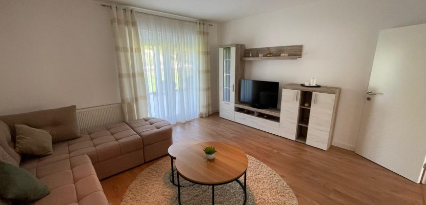 Konforan trosoban stan 120 m2 – Motike