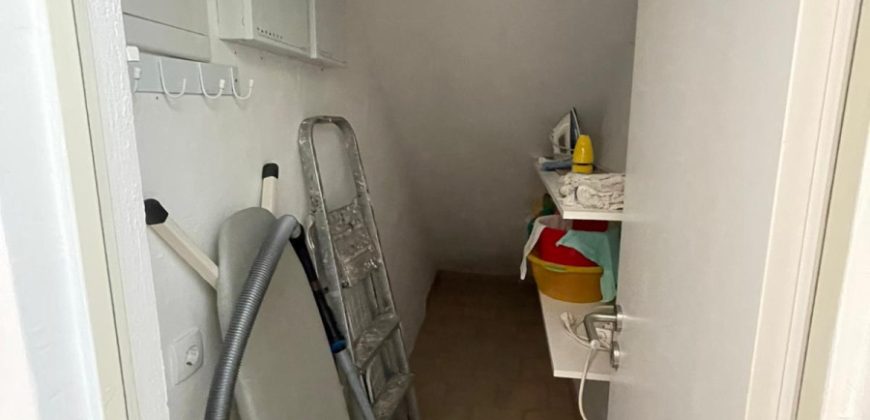 Konforan trosoban stan 120 m2 – Motike