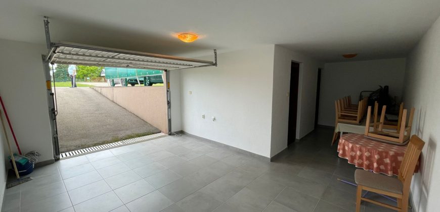 Stambeni objekat 168m2 i zemljišta 3365m2 – Romanovci