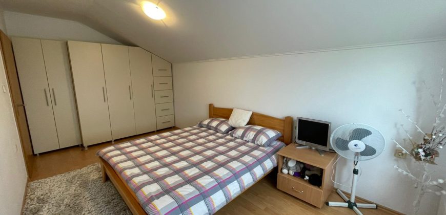 Stambeni objekat 168m2 i zemljišta 3365m2 – Romanovci