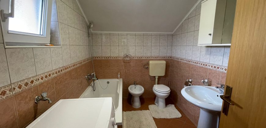 Stambeni objekat 168m2 i zemljišta 3365m2 – Romanovci