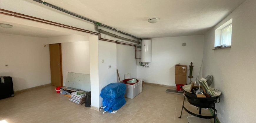 Stambeni objekat 207 m2 – Petoševci