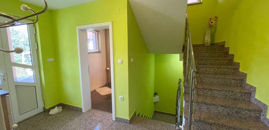 Stambeni objekat 207 m2 – Petoševci