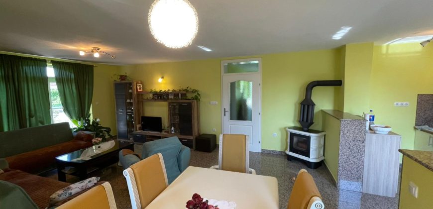 Stambeni objekat 207 m2 – Petoševci