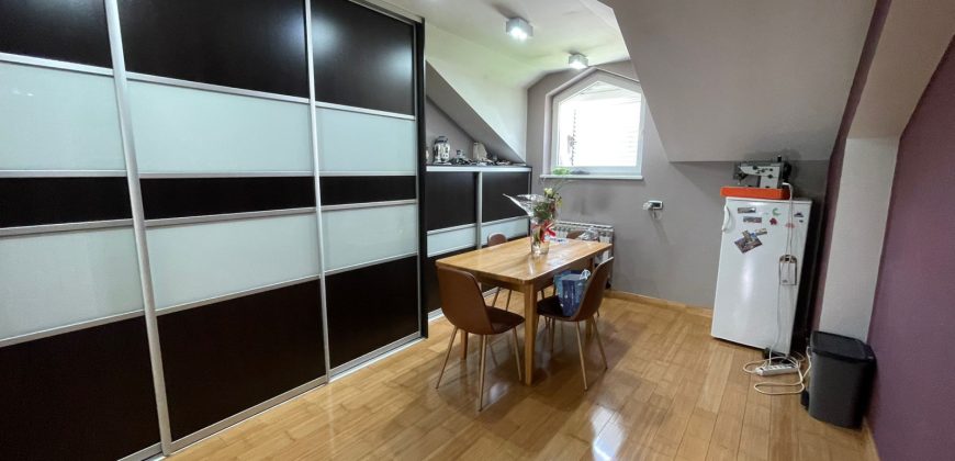 Stambeno poslovni objekat 260 m2 – Lauš