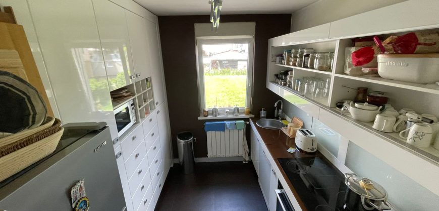 Stambeno poslovni objekat 260 m2 – Lauš