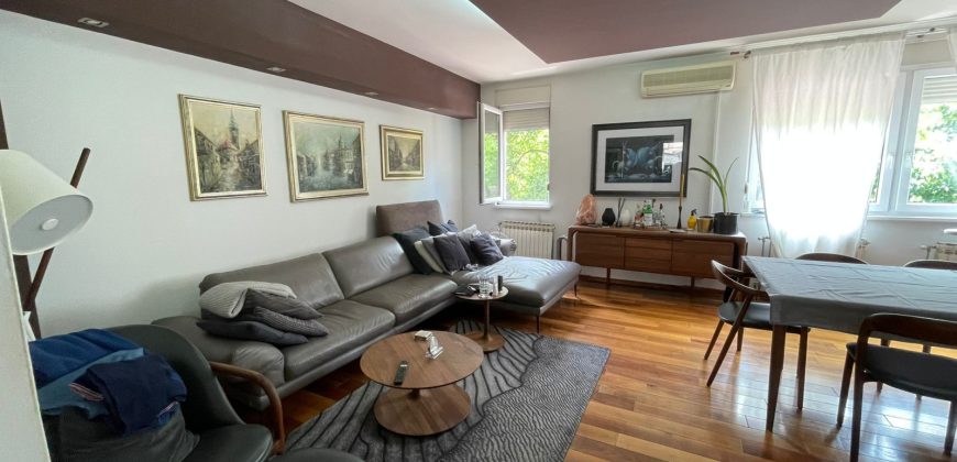 Stambeno poslovni objekat 260 m2 – Lauš