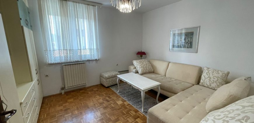 Četvorosoban stan 94 m2 – Bulevar