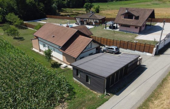 Kuća 160 m2 i placa 1190 m2 – Slatina