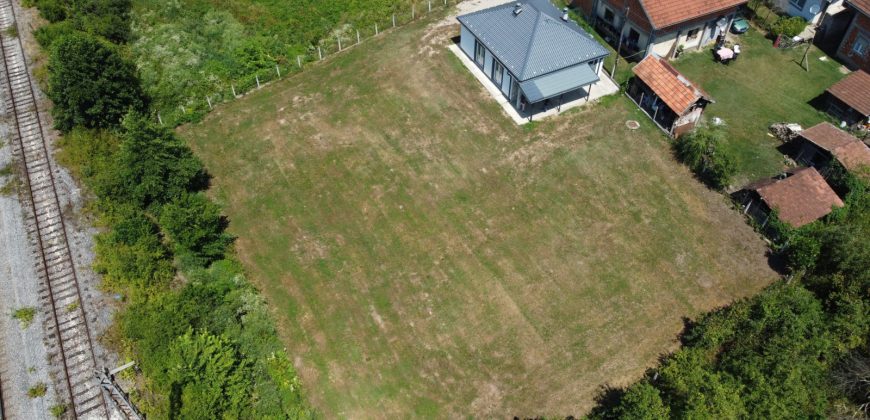Kuća 78 m2 na placu od 1366 m2 – Jošavka