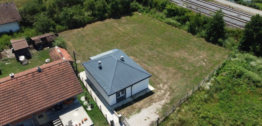Kuća 78 m2 na placu od 1366 m2 – Jošavka