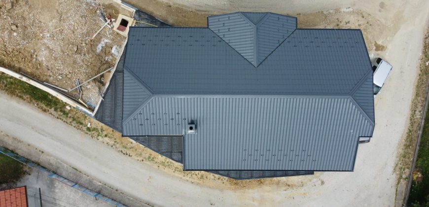 Stambeni objekat 200 m2 – Saračica