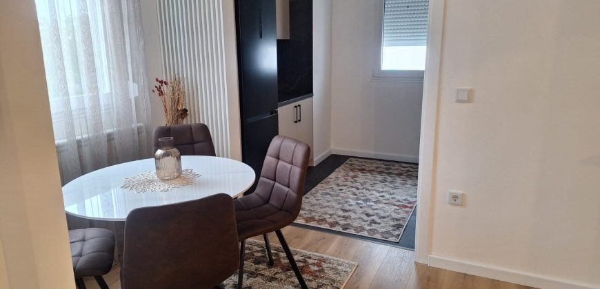 Dvosoban stan 61 m2 – Centar