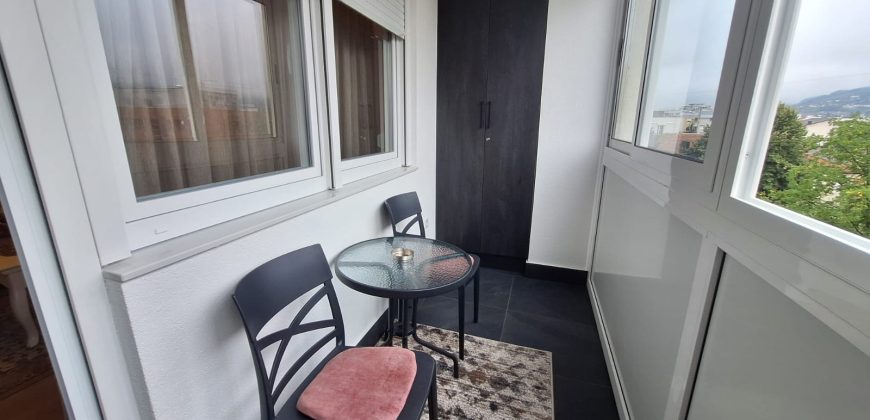 Dvosoban stan 61 m2 – Centar