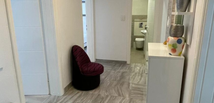 Trosoban stan 100 m2 – Lauš