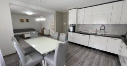 Trosoban stan 100 m2 – Lauš