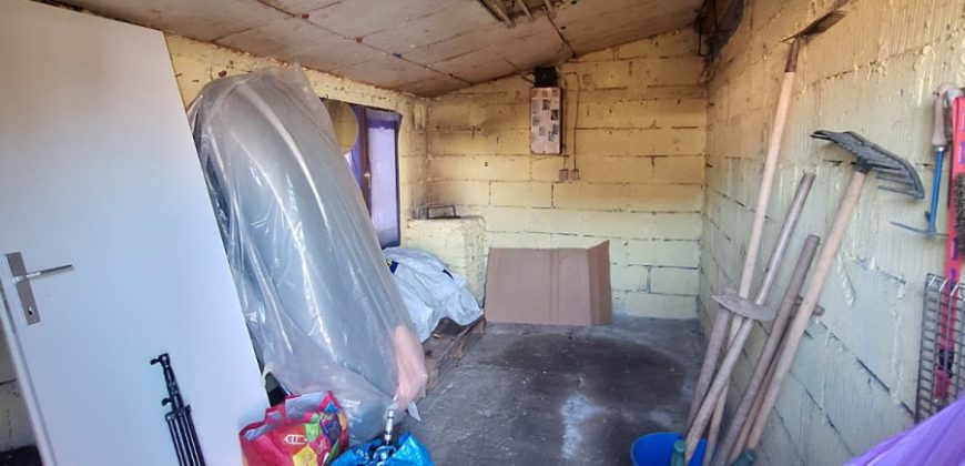 Baraka 80 m2 na placu od 346 m2 – Budžak