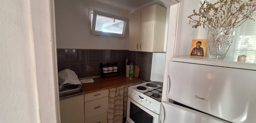 Baraka 80 m2 na placu od 346 m2 – Budžak
