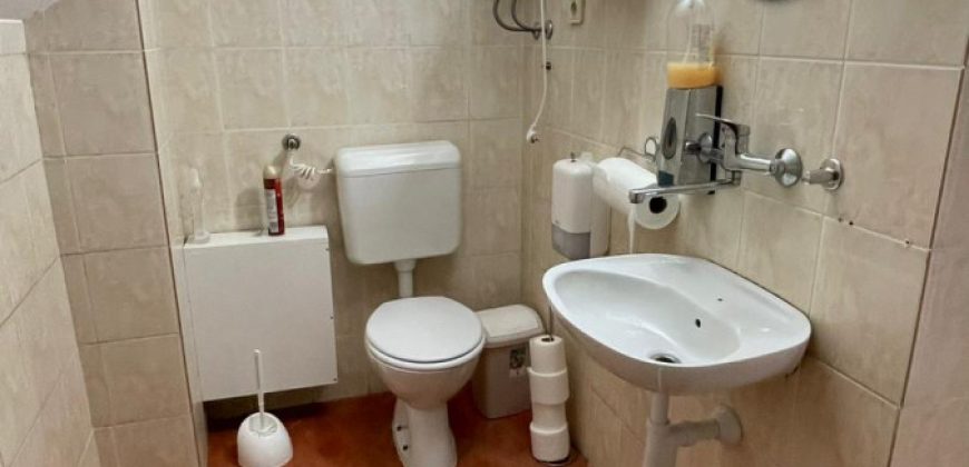 Poslovni prostor 210 m2 – Centar