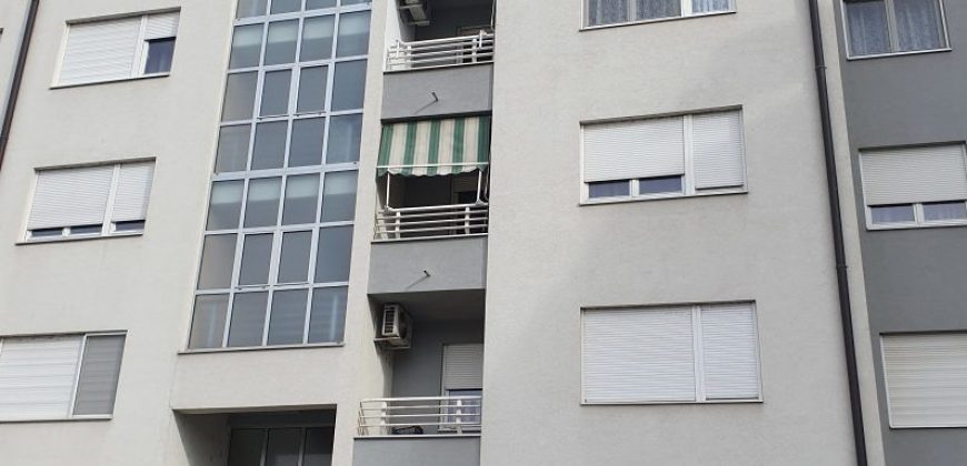 Dvosoban stan 52 m2 – Centar