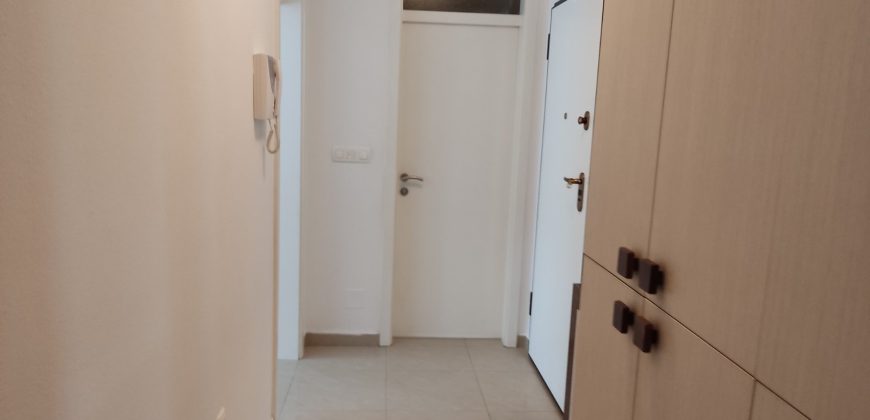 Dvosoban stan 52 m2 – Centar