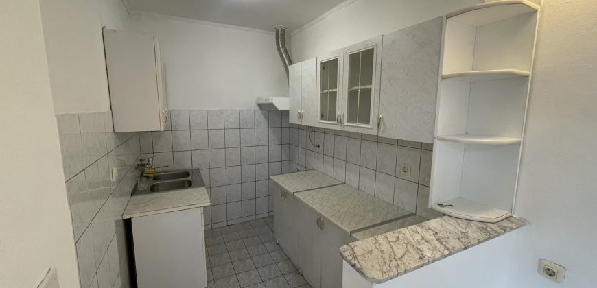 Trosoban stan 72 m2 – Mejdan