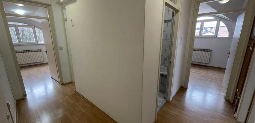 Trosoban stan 72 m2 – Mejdan