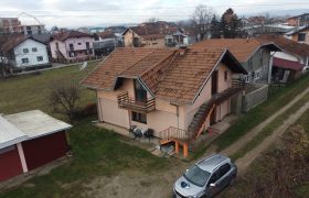 Stambeni objekat 150m2 i placa 2353m2 – Trn