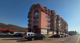 Poslovni prostor 488 m2 – Lauš