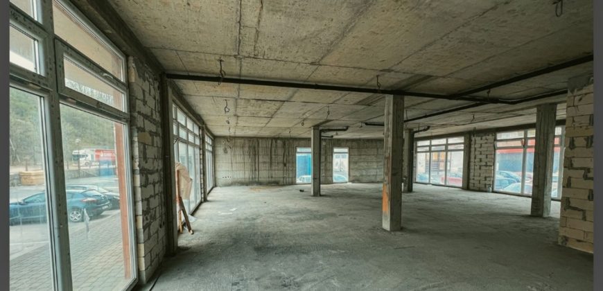 Poslovni prostor 232,25 m2 – Lauš