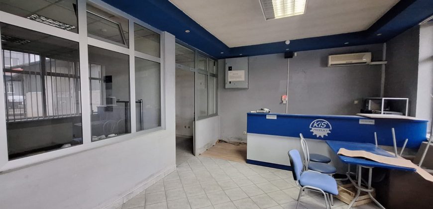 Poslovni prostor 480 m2 – Trn