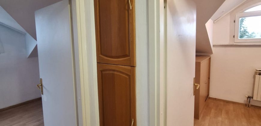 Trosoban stan 72 m2 – Mejdan