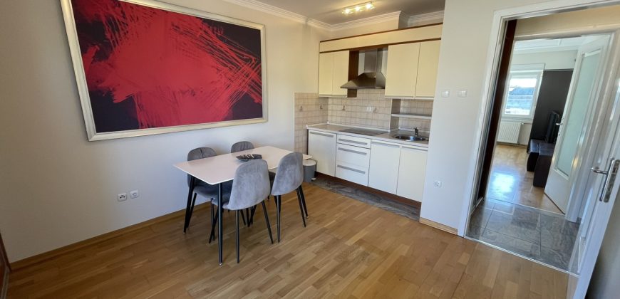 Jednosoban stan 41 m2 – Centar