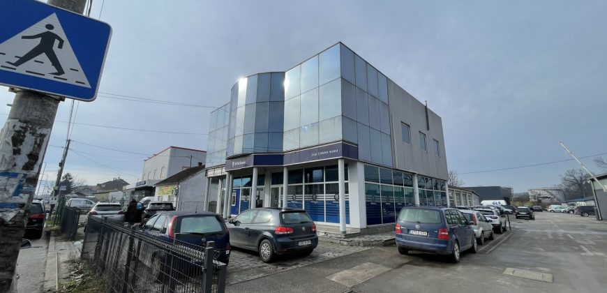 Poslovni prostor 220 m2 – Derviši