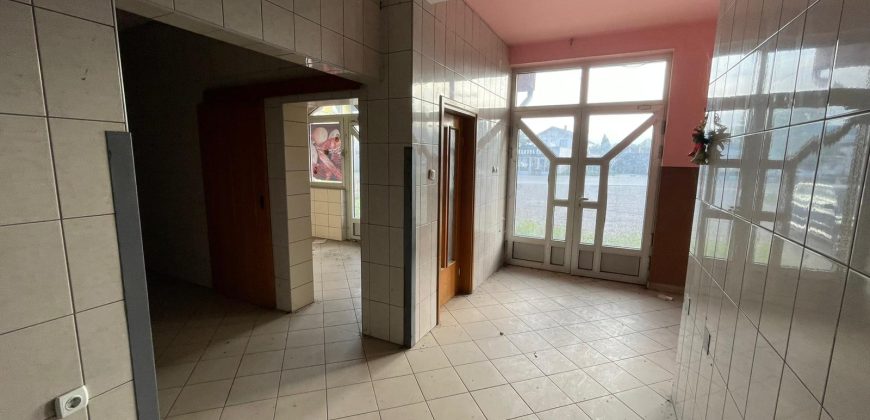 Stambeno poslovni objekat 370 m2 – Klašnice