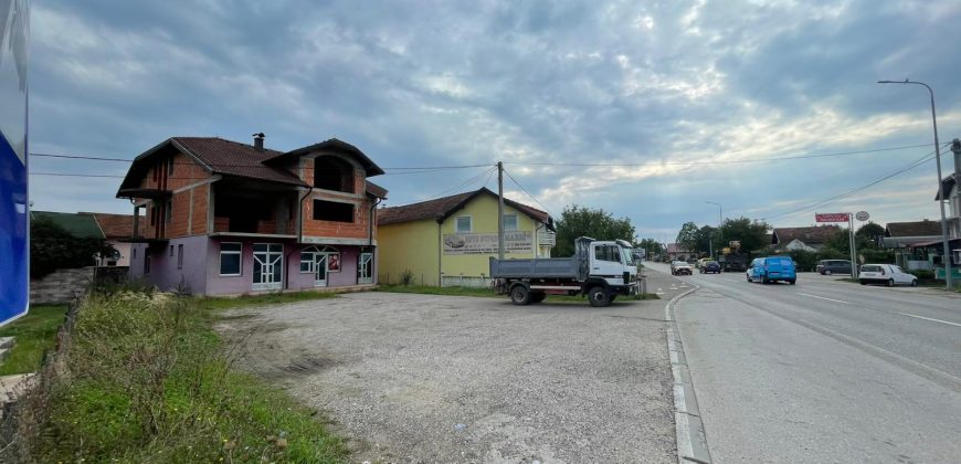Stambeno poslovni objekat 370 m2 – Klašnice