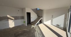 Moderna kuća sa bazenom – Jagare