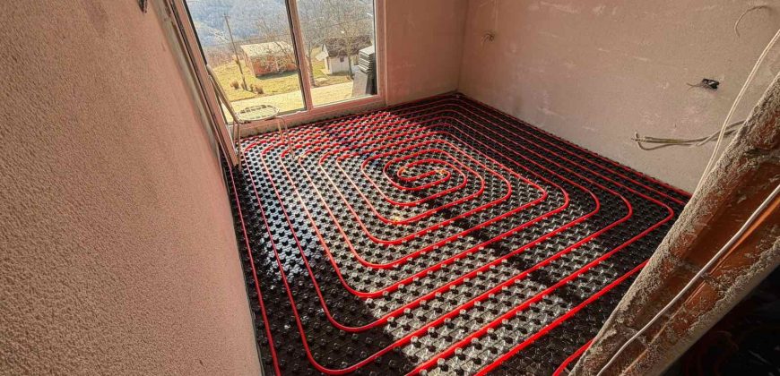 Moderna kuća sa bazenom – Jagare