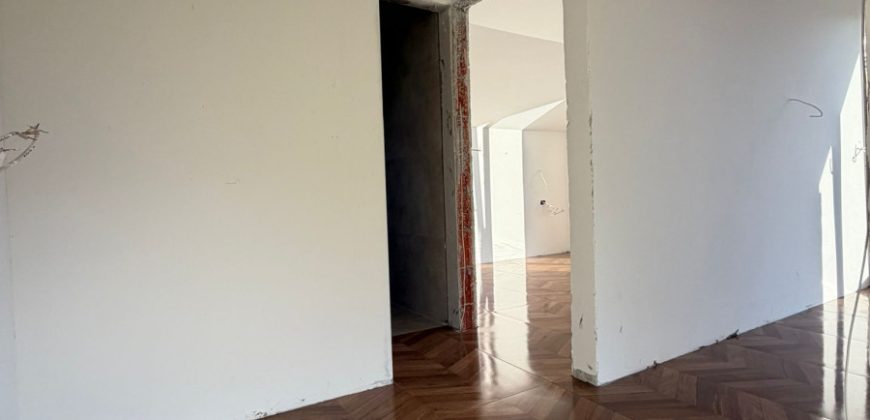 Moderna kuća sa bazenom – Jagare