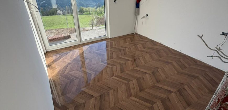 Moderna kuća sa bazenom – Jagare