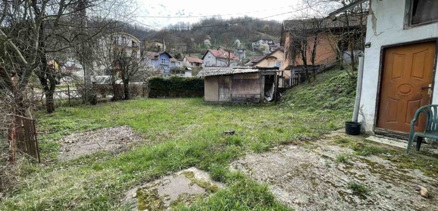 Građevinsko zemljište 250 m2 – Mejdan